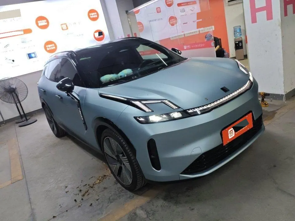 LYNK&amp;CO 2025 LYNK&amp;CO 08 EM-P 1.5T 220km four-wheel drive performance Halo automatic gear 2