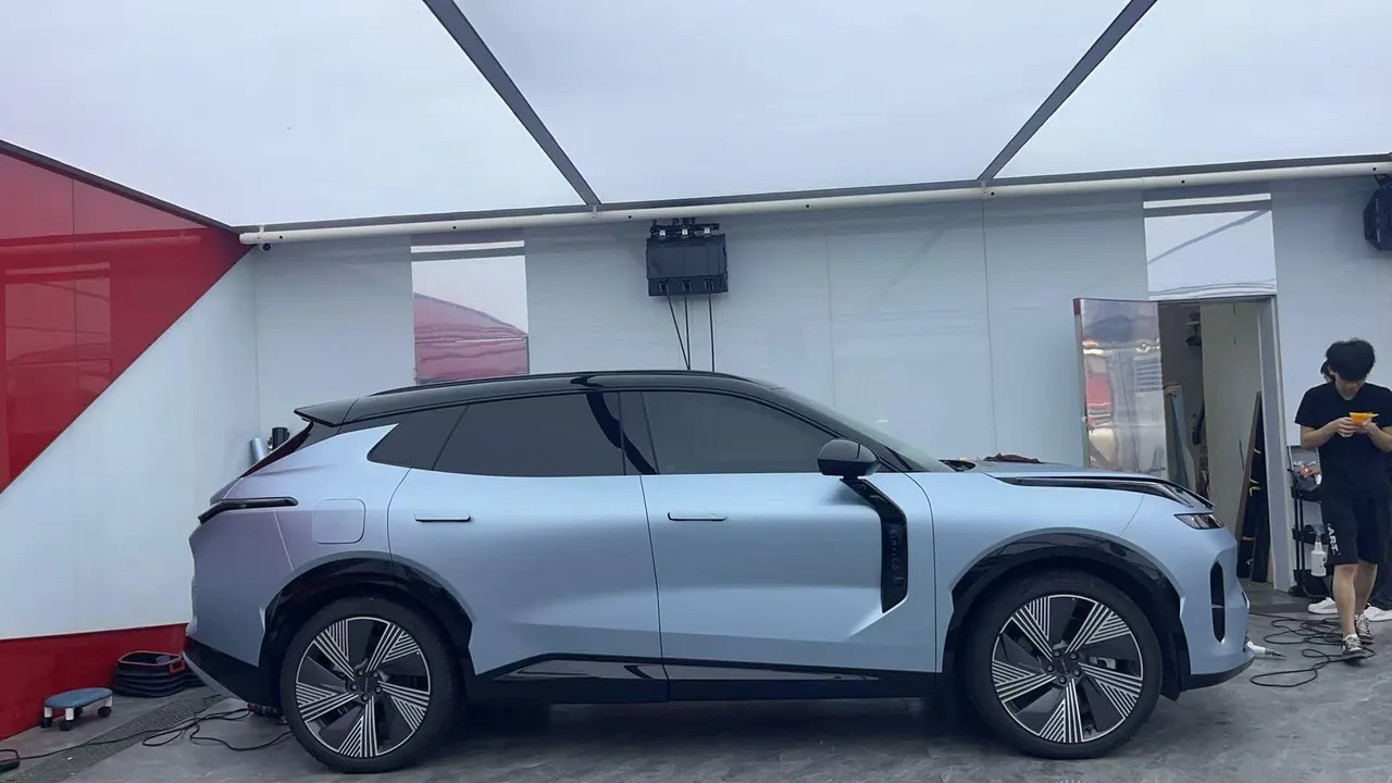 LYNK&amp;CO 2025 LYNK&amp;CO 08 EM-P 1.5T 220km four-wheel drive performance Halo automatic gear 8