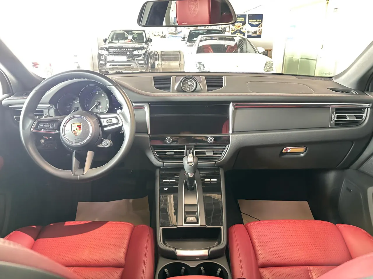 Porsche Macan (Imported) 2022 Macan 2.0T Automatic Gear 3