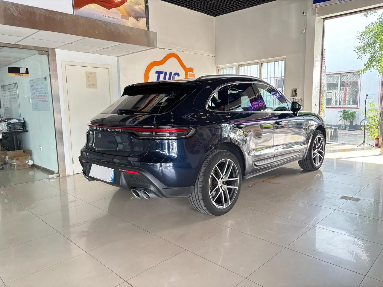 Porsche Macan (Imported) 2022 Macan 2.0T Automatic Gear 8