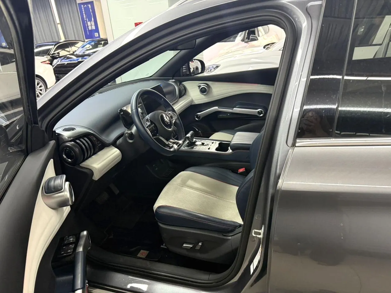 BYD Yuan PLUS 2022 Yuan PLUS 510KM Honorable Automatic Gear 4