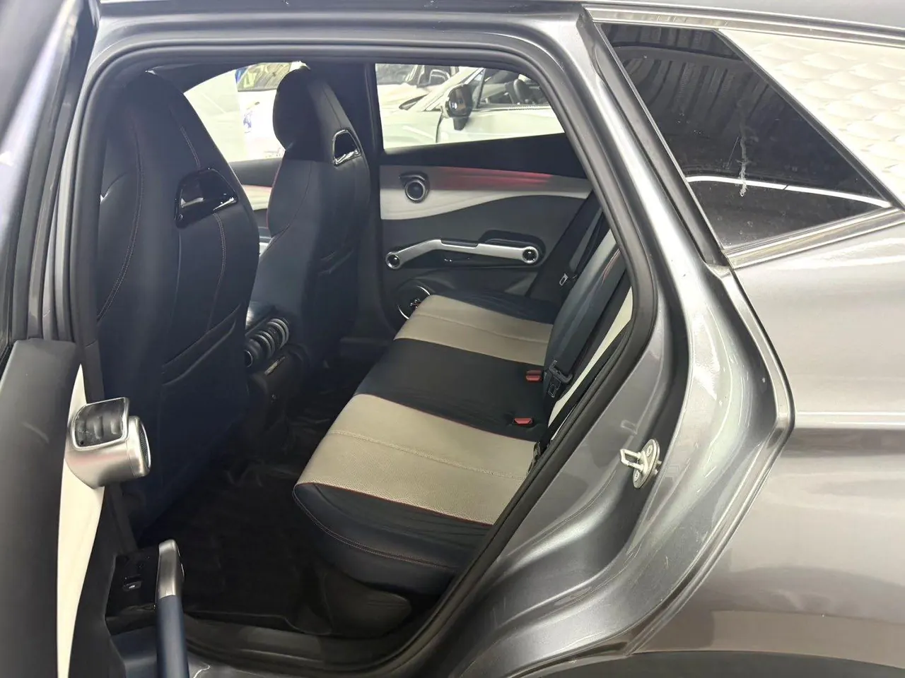 BYD Yuan PLUS 2022 Yuan PLUS 510KM Honorable Automatic Gear 5