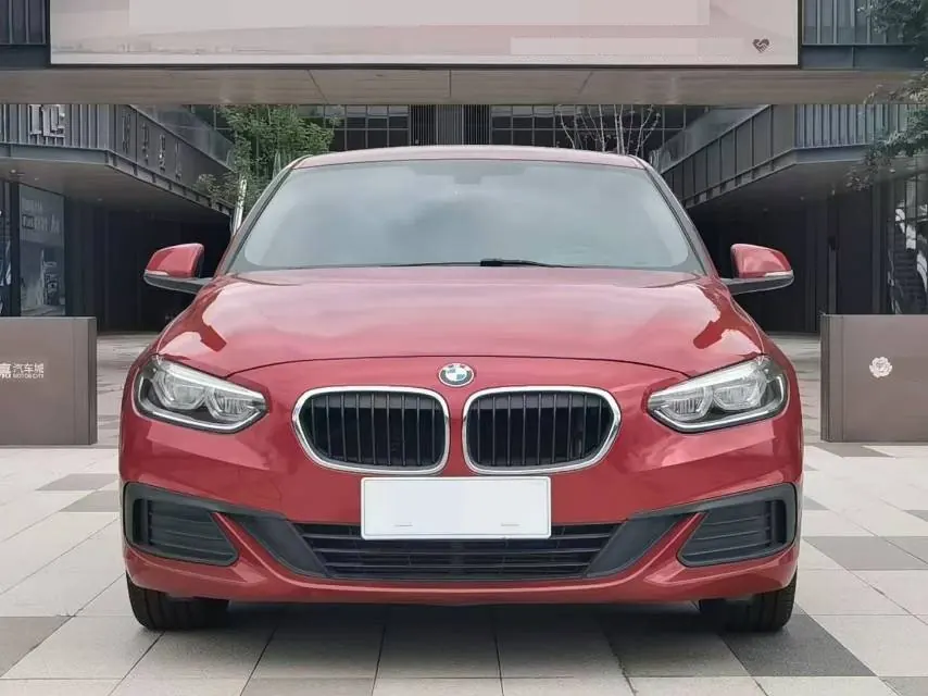 BMW 1 Series 2020 120i 1.5T Fashion Automatic 2