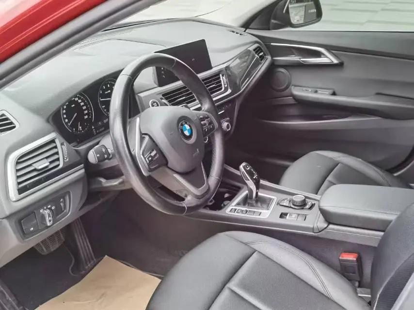 BMW 1 Series 2020 120i 1.5T Fashion Automatic 6