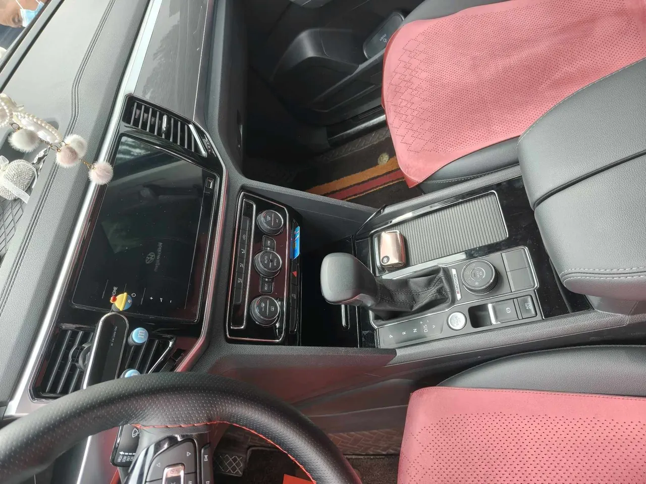 Volkswagen 2020 Tuang 2.0TSI 380TSI Four-wheel Drive Comfort Edition Automatic Gear 3