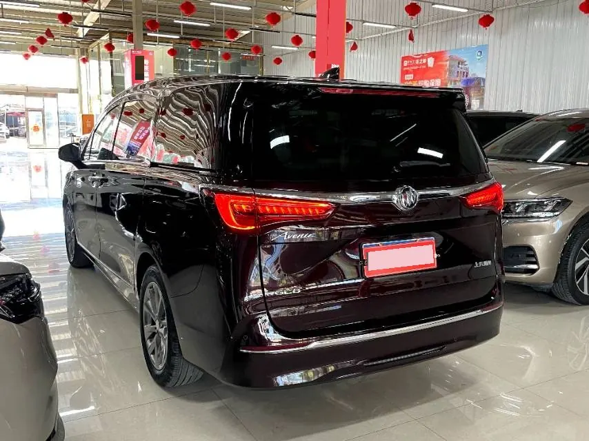 Buick 2022 GL8 Avenir 48V 2.0T Seven-seat Pro-Li Edition Automatic Gear 4