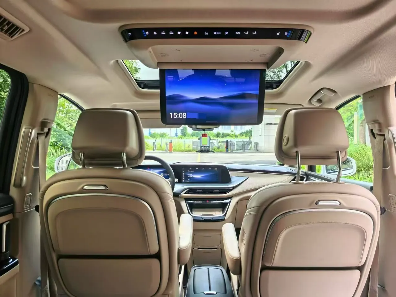 Buick 2025 GL8 Lu Shang 1.5T Premium Edition 7-seat Automatic Gear 5
