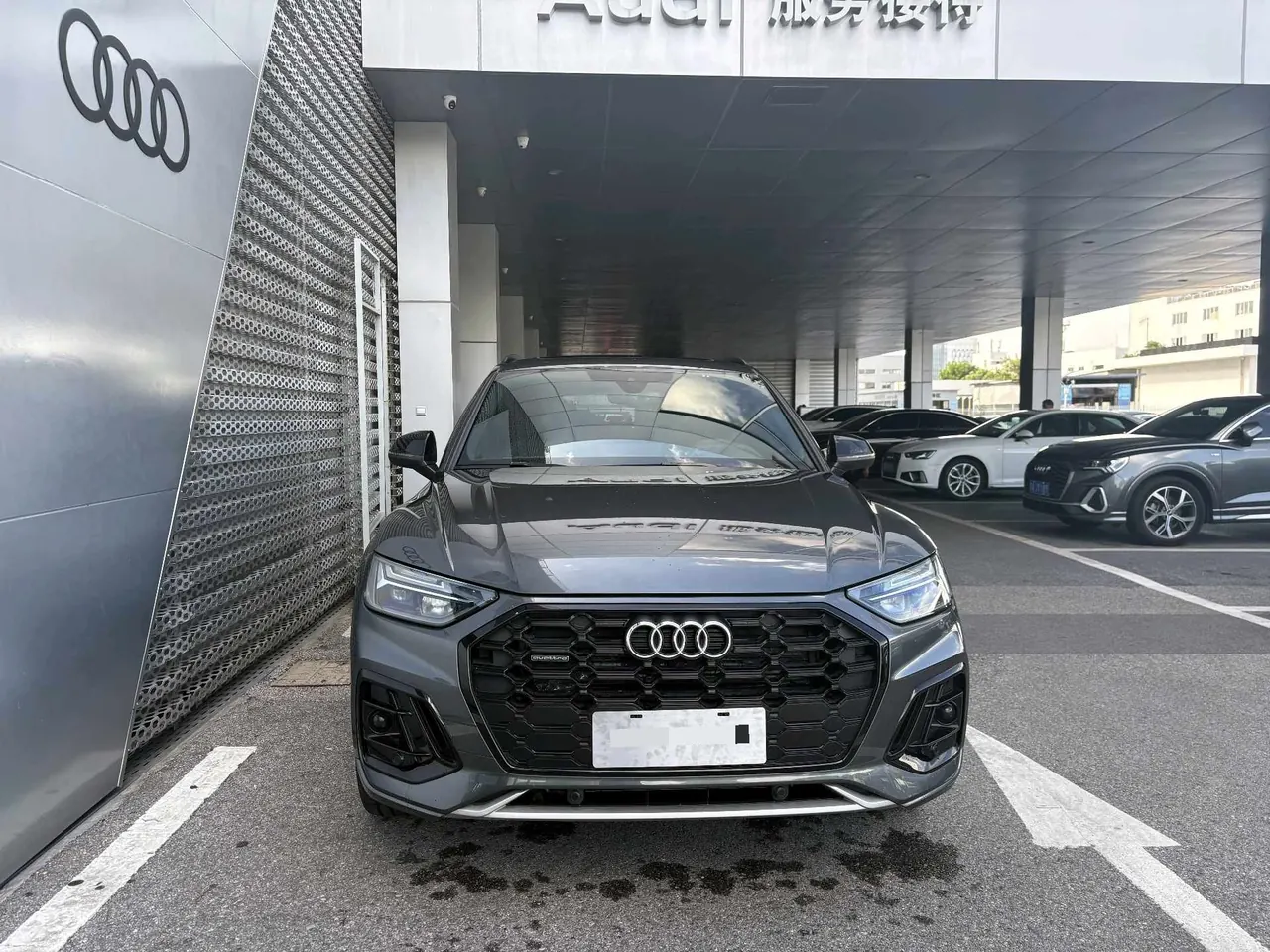 Audi 2024 Q5L 2.0TFSI 40TFSI luxury dynamic automatic 2