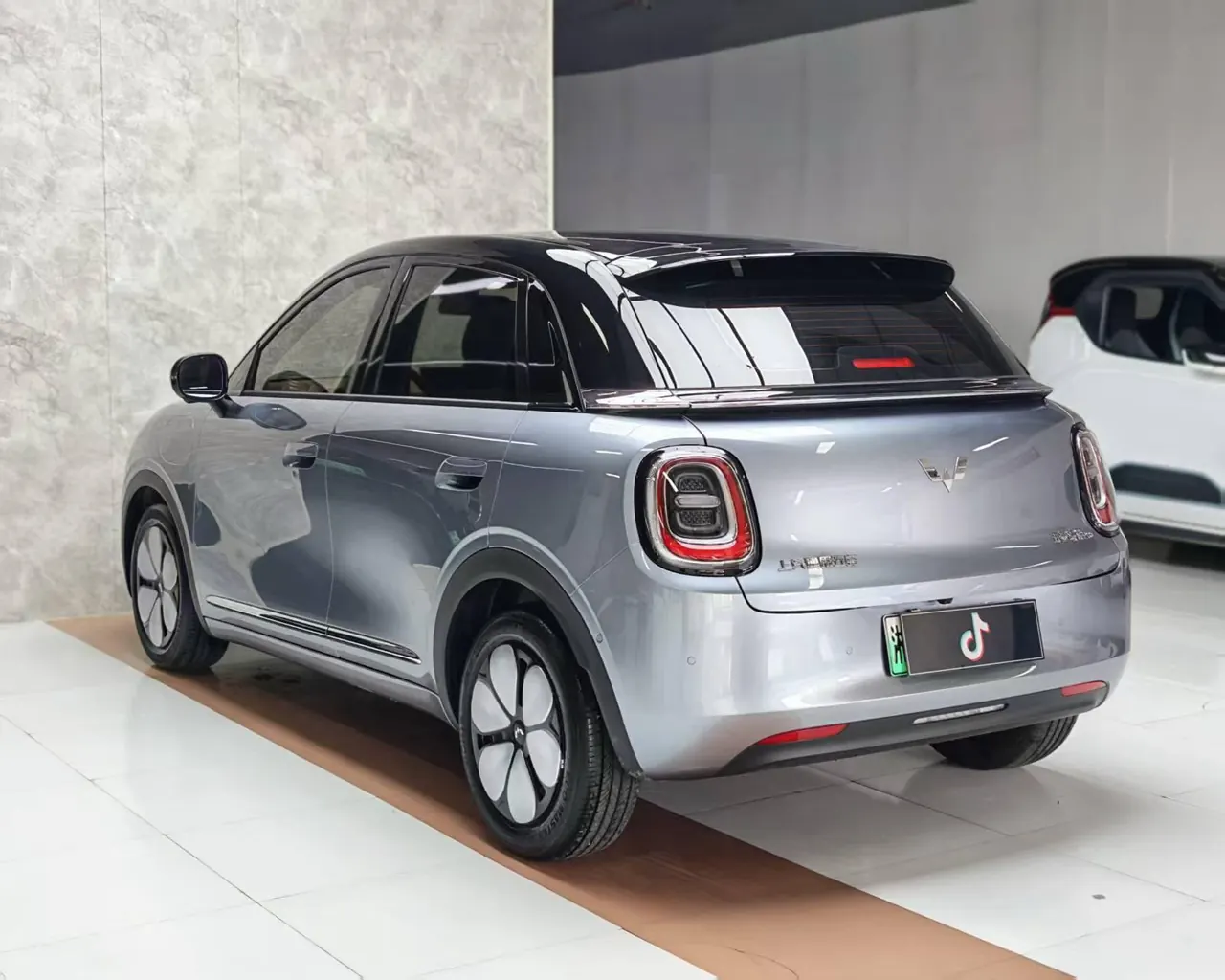 WuLing 2026 Plantronics Pro 403km Flagship Automatic 7