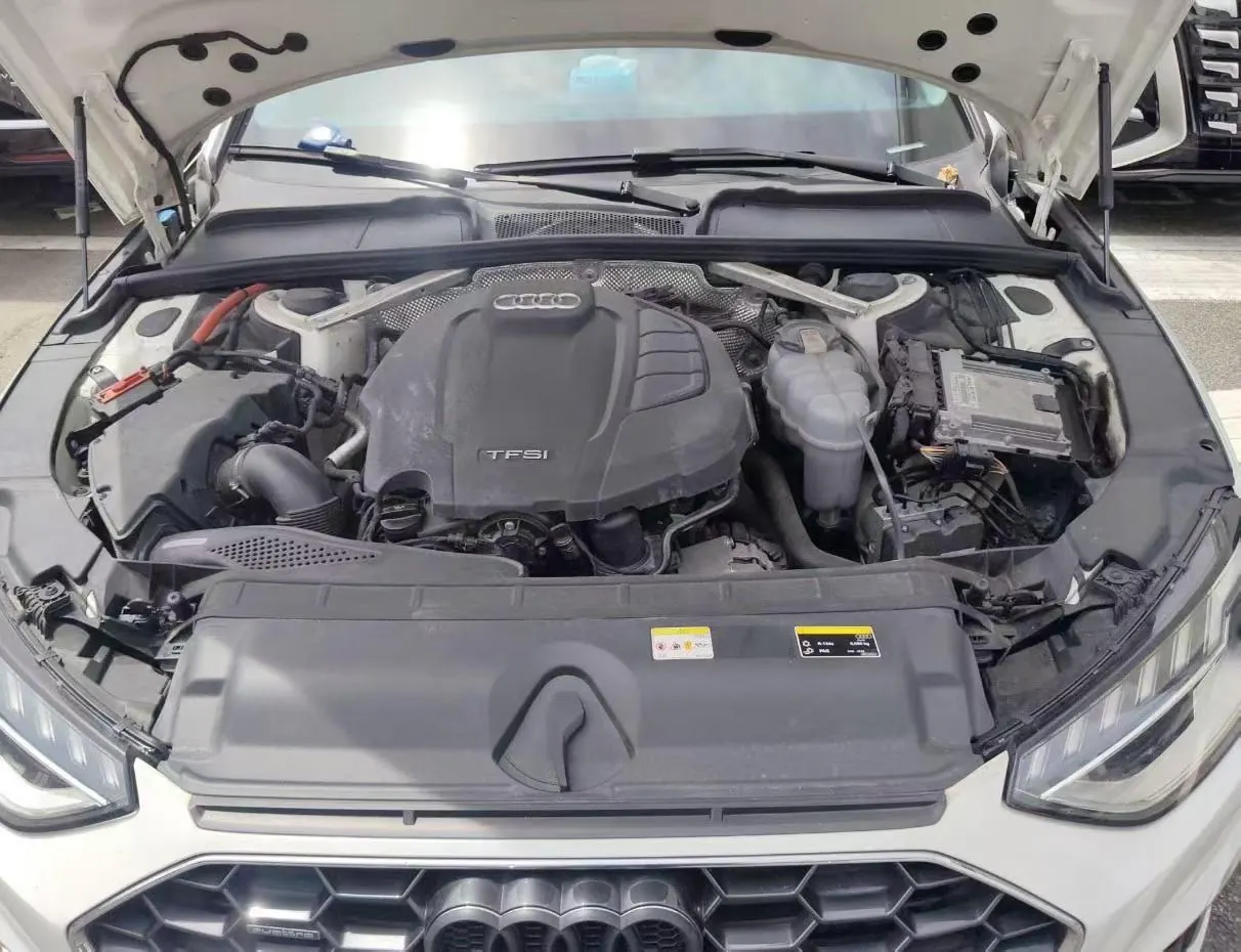 Audi 2020 A4L 2.0TFSI 40TFSI Quattro Deluxe Dynamic Automatic 7