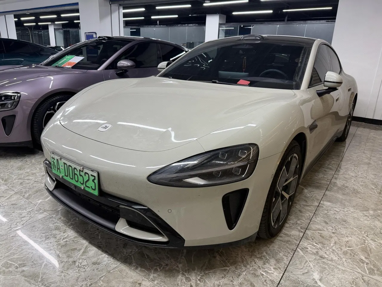 MI 2024 SU 7 830km Rear Drive Ultra Long Endurance High-end Smart Drive Pro Edition Automatic Gear - View 1