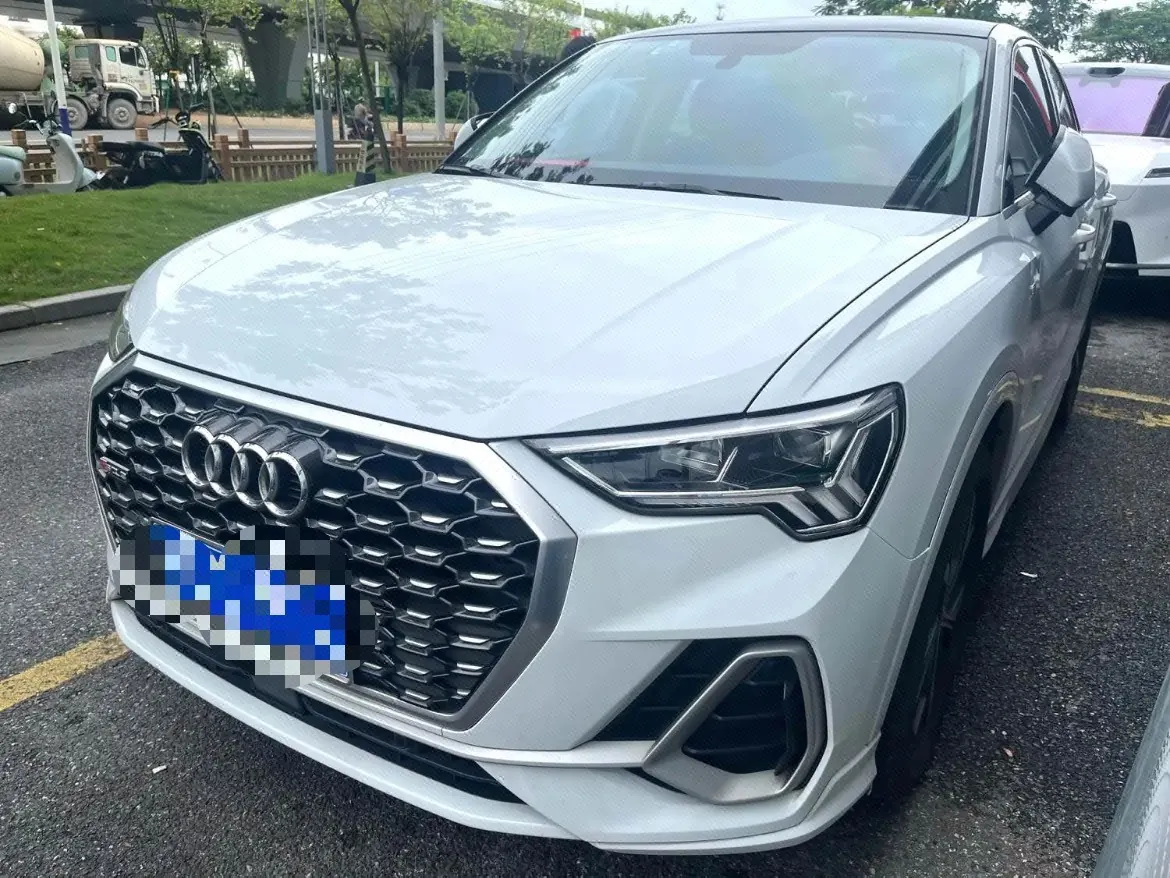 Audi 2020 Q3 Sportback 2.0TFSI 40TFSI Fashion Automatic - View 1