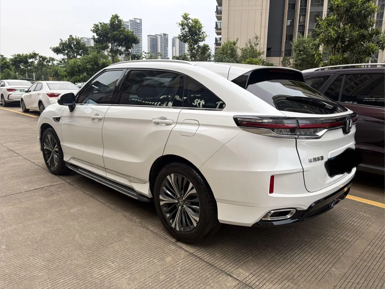 Honda 2020 UR-V 2.0T 370TURBO two-drive elegant version of automatic gear 3