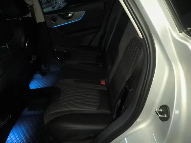 HongQi 2023 HS5 2.0T Flag Enjoy Pro Edition Automatic Gear 4