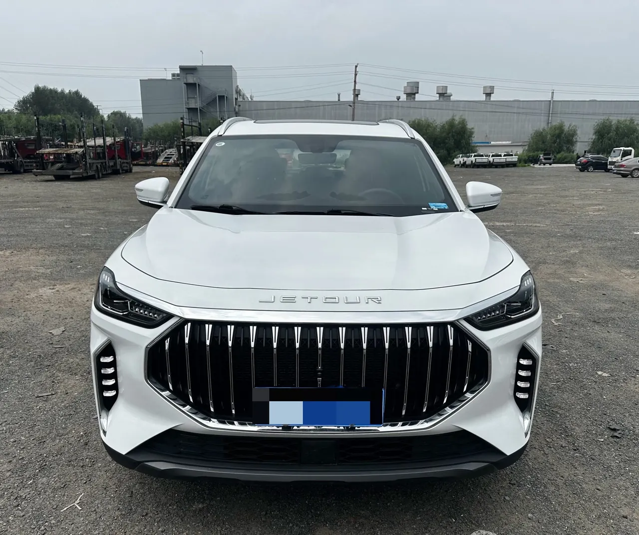 Jetour 2023 X70 PLUS 1.5T Brave PLUS7 Automatic Gear 2