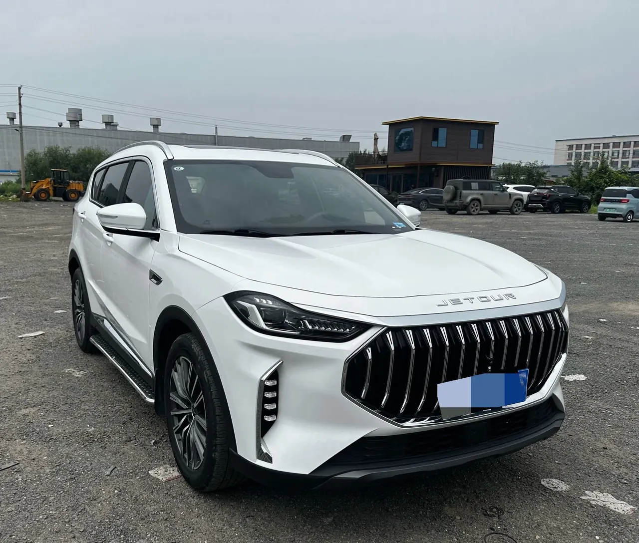 Jetour 2023 X70 PLUS 1.5T Brave PLUS7 Automatic Gear 3