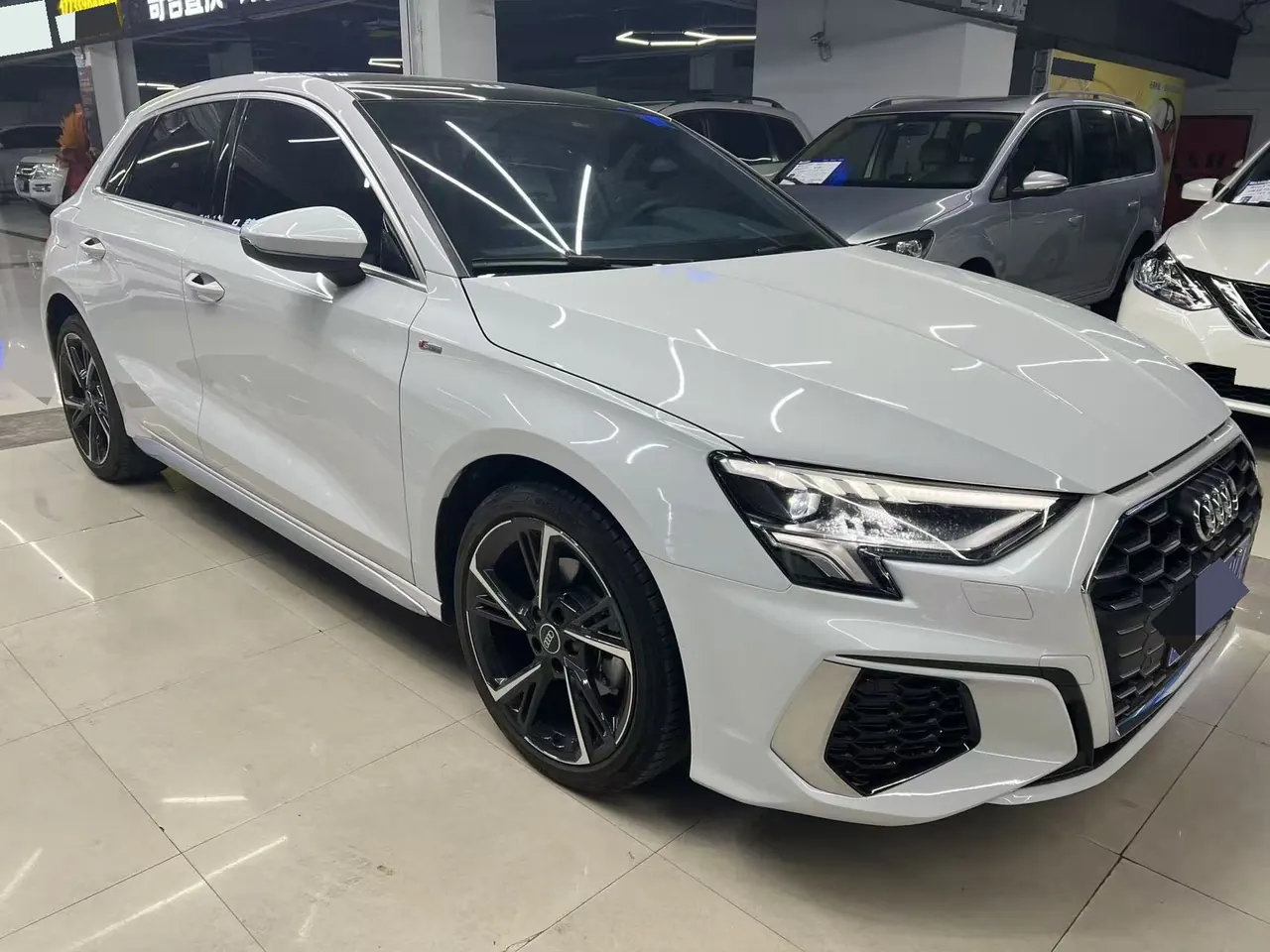 Audi 2024 A3 Sportback 1.4TFSI 35TFSI Deluxe Elegant Automatic Gear 3