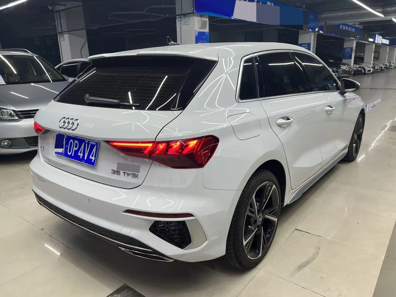 Audi 2024 A3 Sportback 1.4TFSI 35TFSI Deluxe Elegant Automatic Gear 4