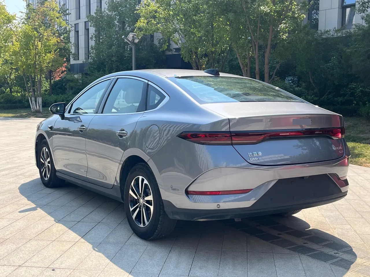 BYD 2025 Qin PLUS DM-i 1.5 stepless smart driving version 120KM Exceed automatic gear 4