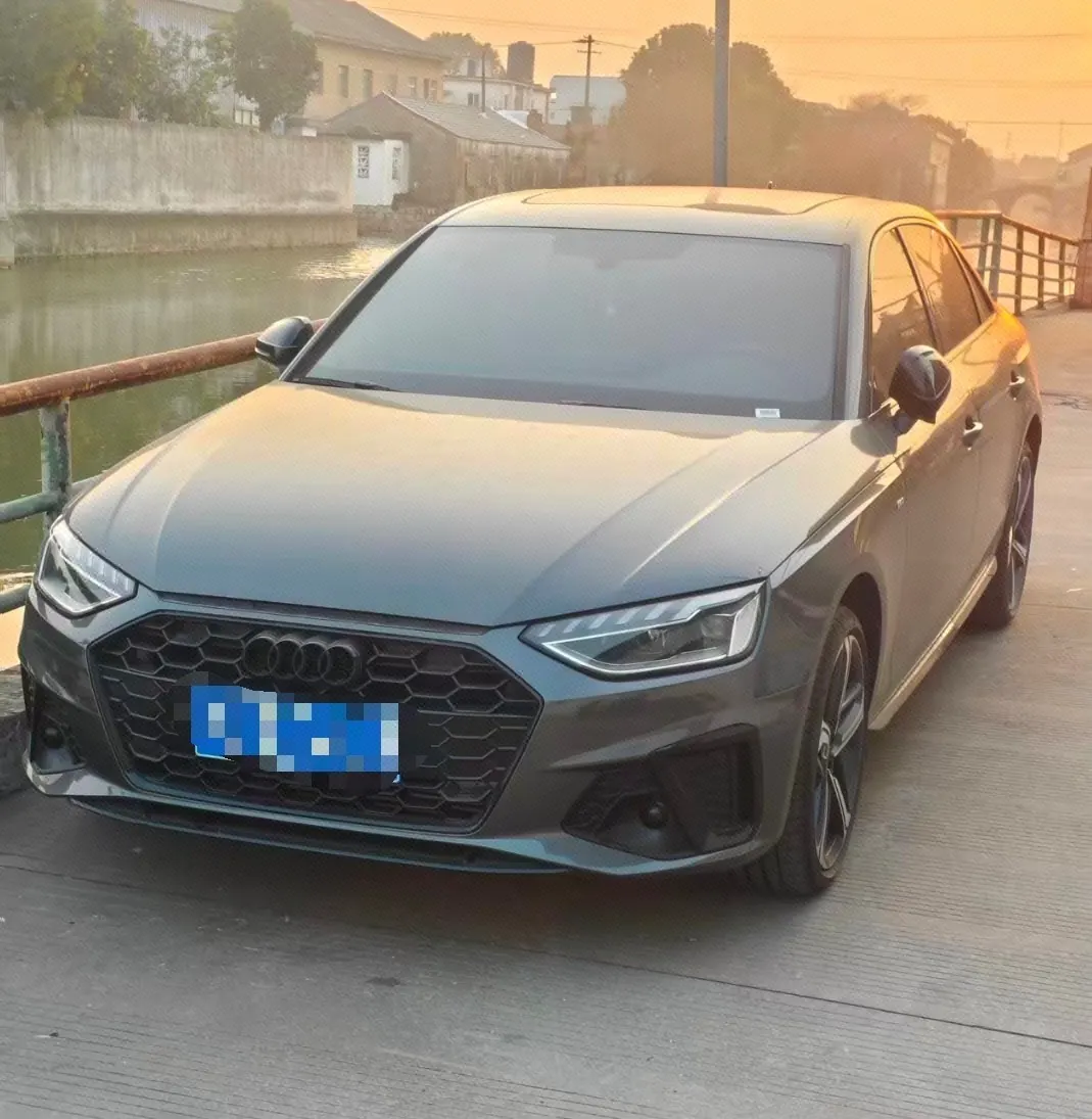 Audi 2025 A4L 2.0TFSI 40TFSI 2 million‑vehicle celebration edition, luxury sporty model, automatic transmission - View 1