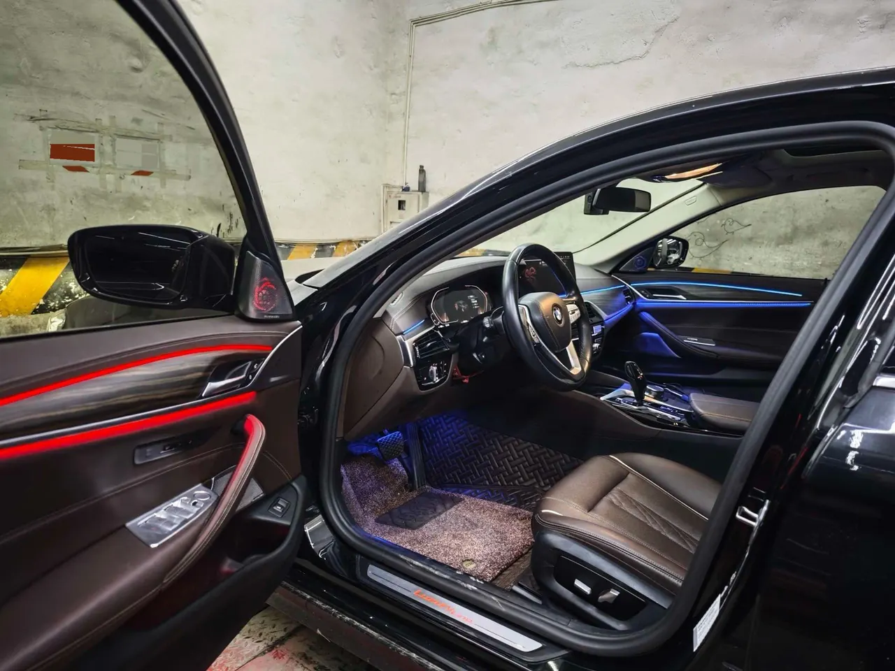 BMW 5 Series 2023 530Li 2.0T Leading Luxury Suit Automatic Gear 2