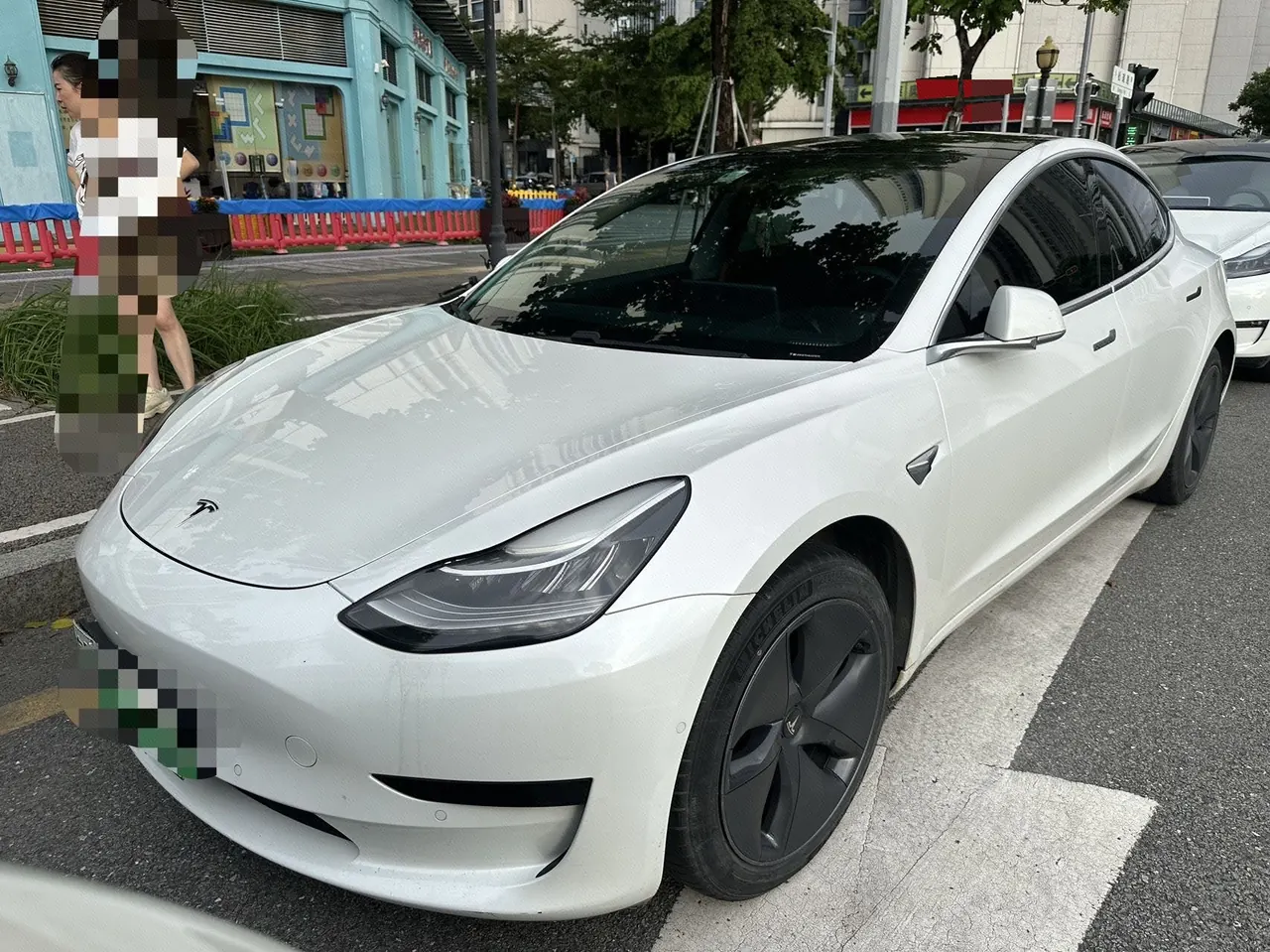 Tesla 2020 Model 3 Standard Endurance Rear Drive Upgraded Automatic Gear - View 1
