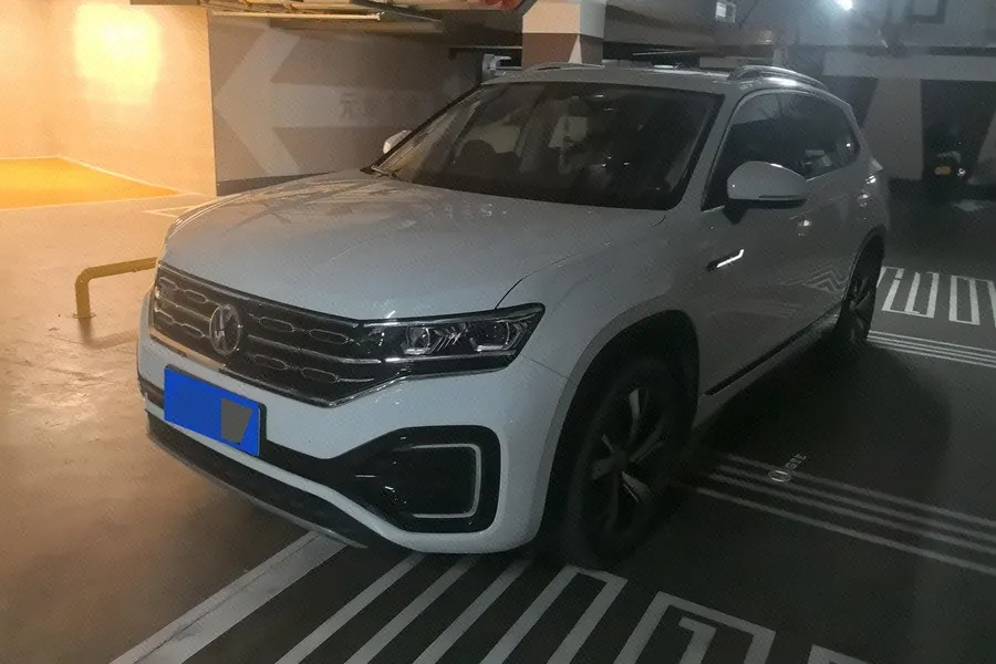 Volkswagen 2020 GTE 1.4T Luxury Automatic Gear - View 1