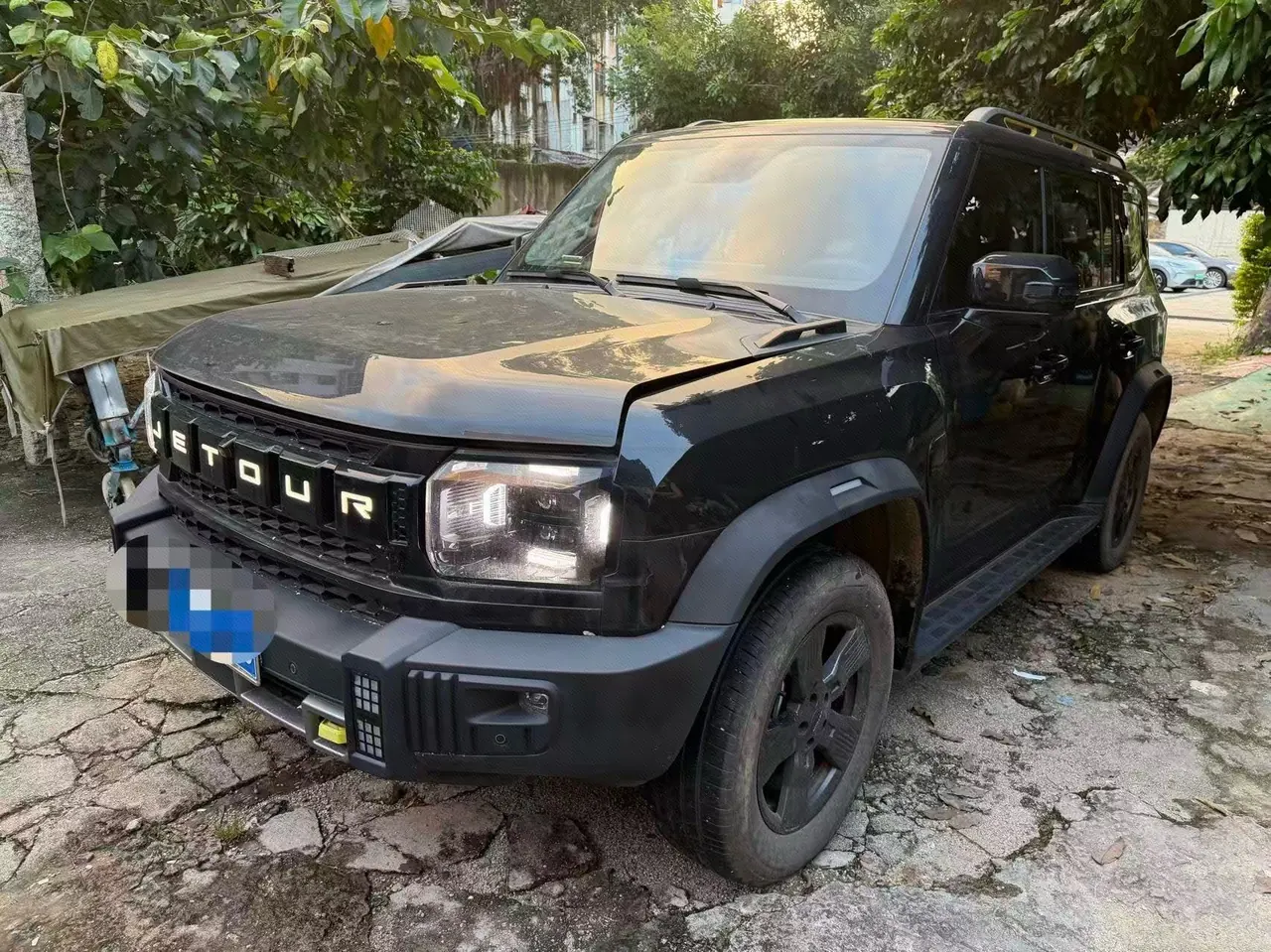 Jetour 2023 Travelers 1.5T Two-Drive Discovery PRO Automatic Gear - View 1
