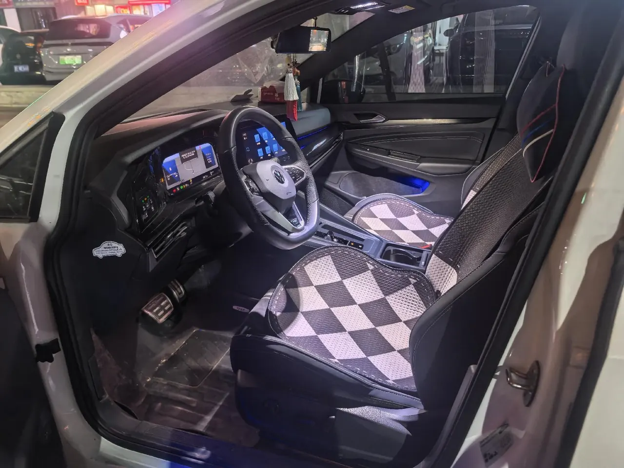 Volkswagen 2021 Golf 8 R-Line 1.4TSI 280TSI Automatic 2