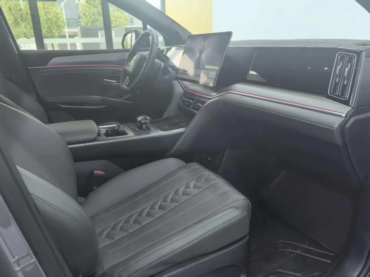 BYD 2025 Song L DM-i 1.5 Stepless Smart Driving Edition 112km Exceed Automatic Gear 5