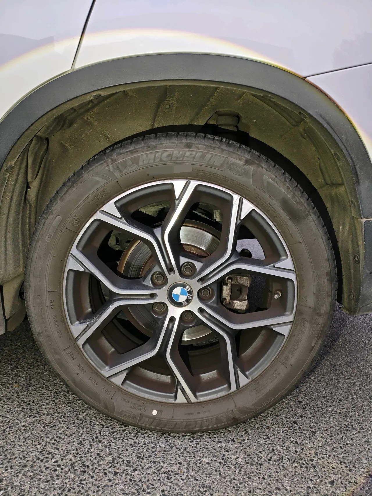 BMW 2021 X1 sDrive20Li 1.5T exclusive automatic gear 14