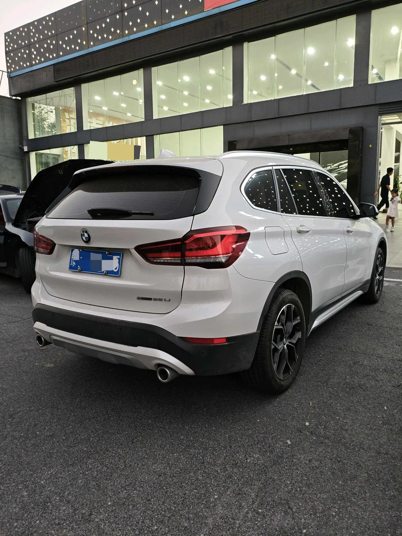 BMW 2021 X1 sDrive20Li 1.5T exclusive automatic gear 6