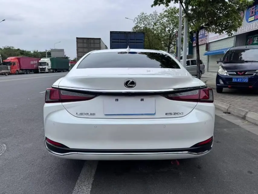 Lexus ES (Imported) 2023 ES200 2.0 Stepless Premium Edition Automatic Gear 9