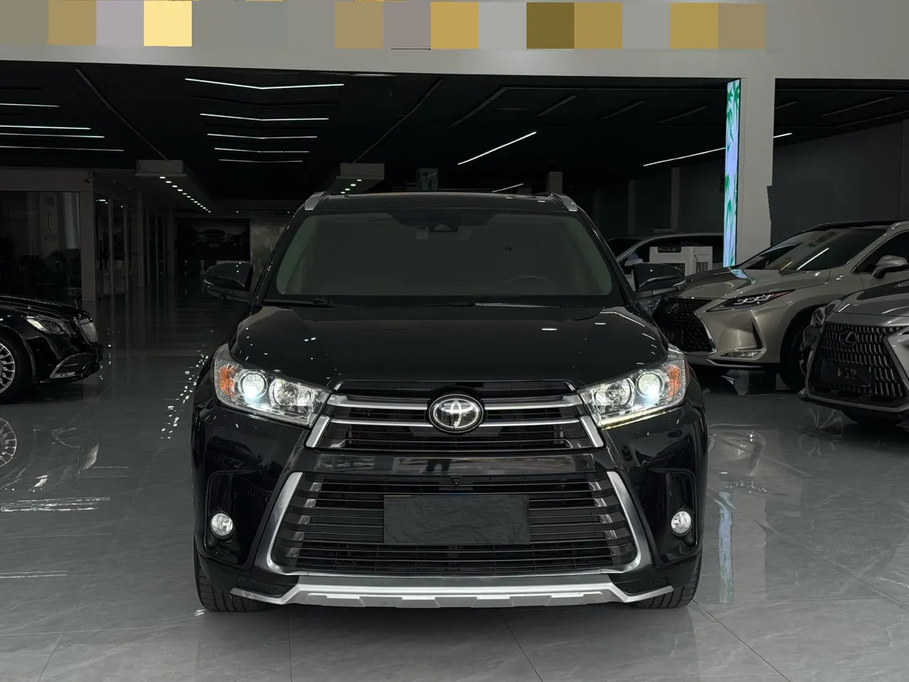 Toyota 2021 Highlander 2.0T 4-wheel drive Premium Edition 7-seat Automatic Gear 3