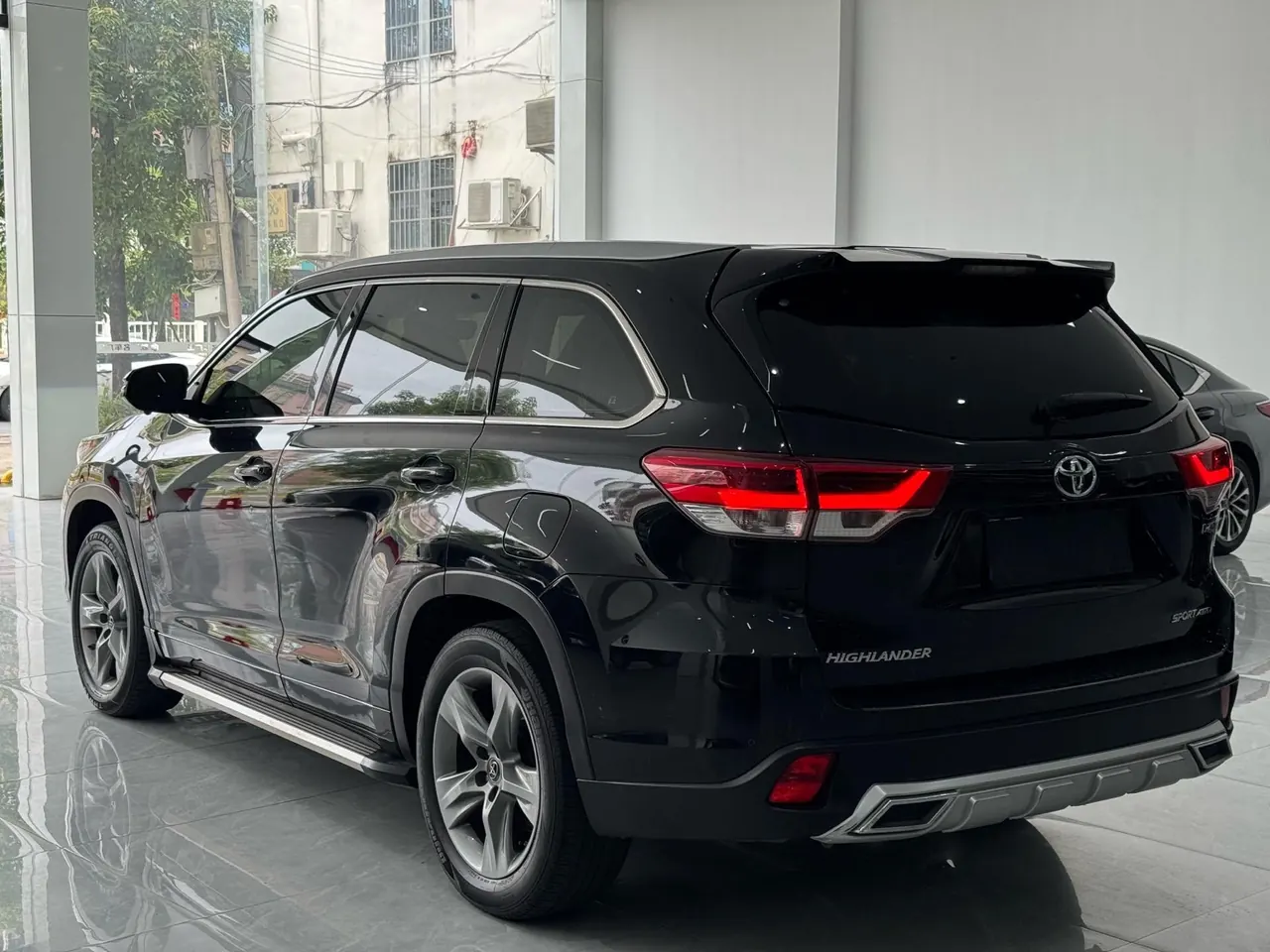 Toyota 2021 Highlander 2.0T 4-wheel drive Premium Edition 7-seat Automatic Gear 5