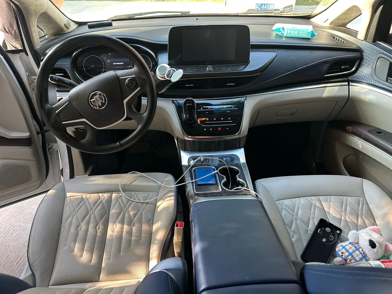 Buick 2021 GL8 Land Business Class 2.0T 652T Comfortable Automatic Gear 9