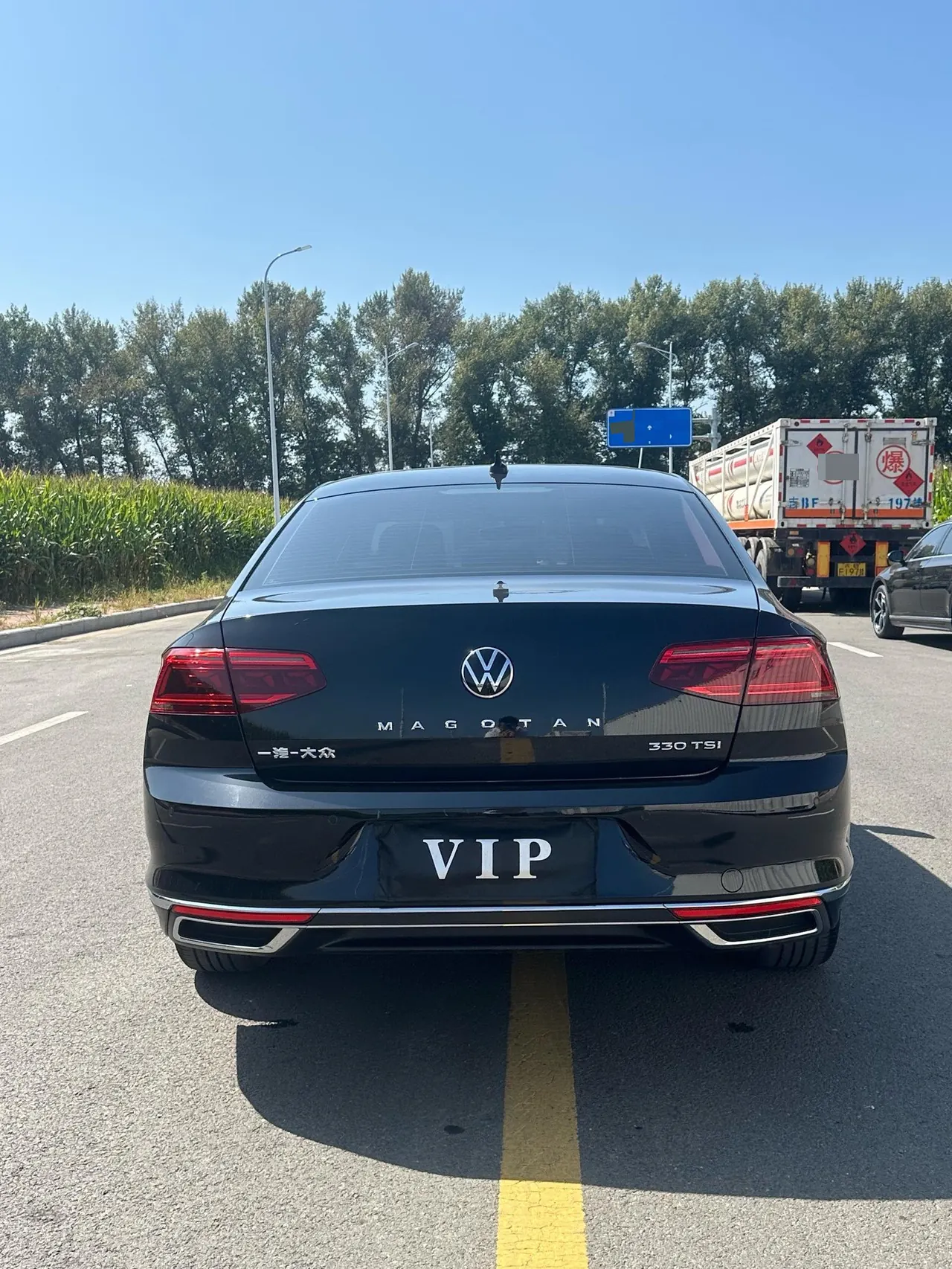 Volkswagen 2020 Magotan 2.0TSI 330TSI luxury automatic transmission 9
