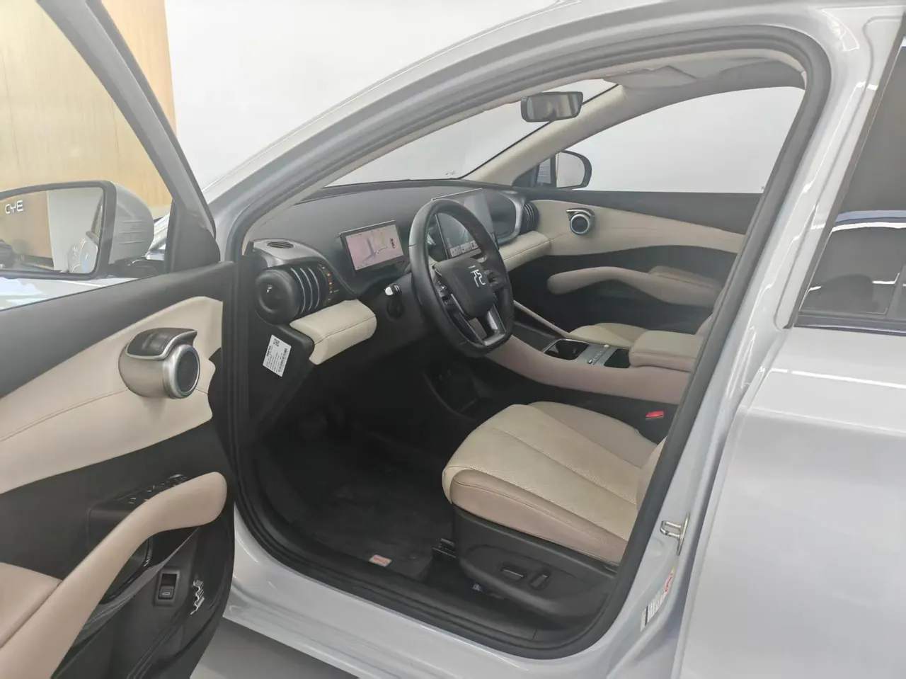 BYD Yuan PLUS 2025 Yuan PLUS Smart Driving Edition 510KM Exceed Automatic Gear 4