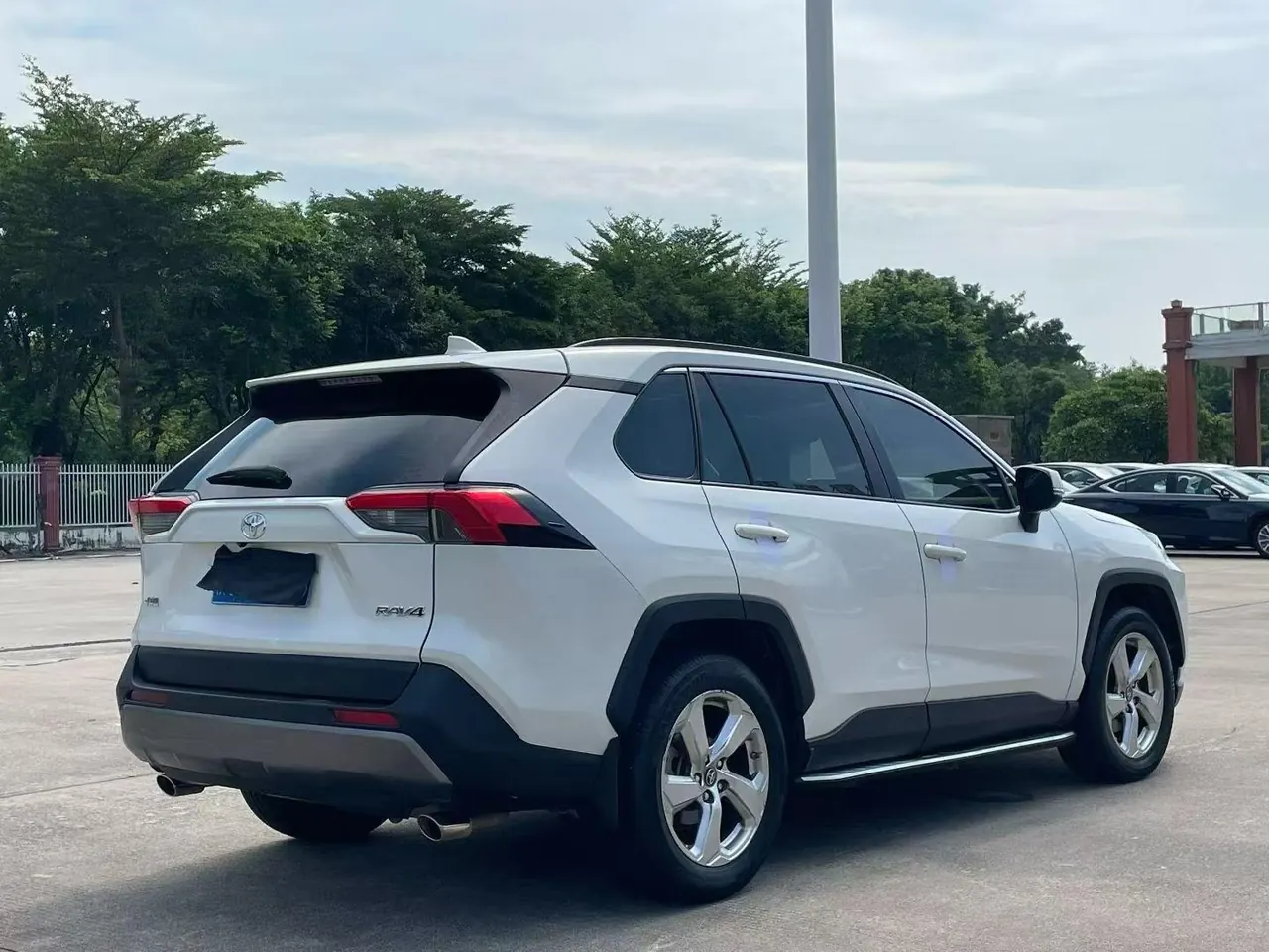 Toyota 2020 RAV4 Rongbo 2.0 Stepless Two-Drive Fashion Edition PLUS Automatic Gear 4