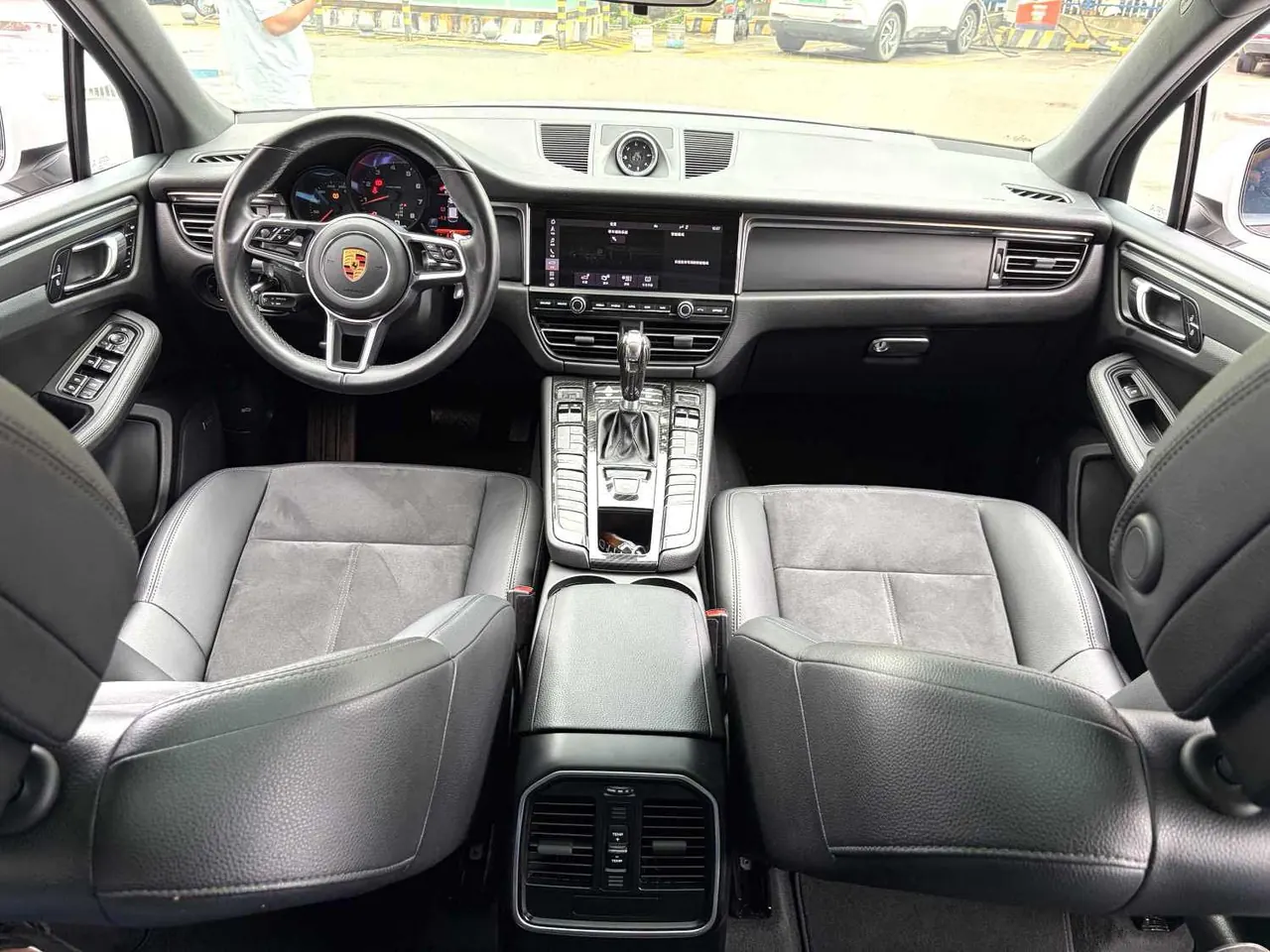 Porsche Macan (Imported) 2020 Macan 2.0T Automatic Gear 9
