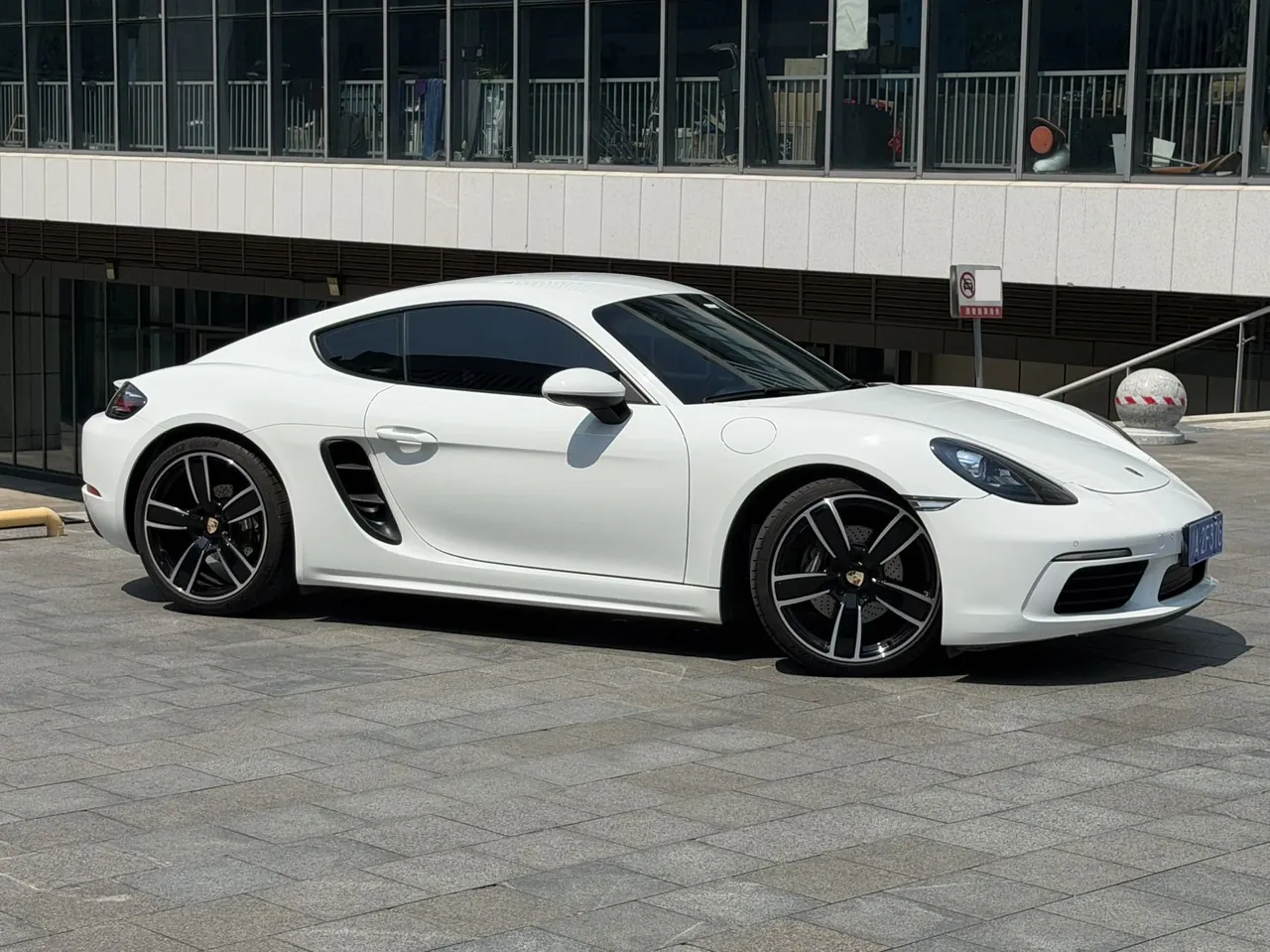 Porsche 718 (Imported) 2023 718 Kaman 2.0T Style Edition Automatic 2