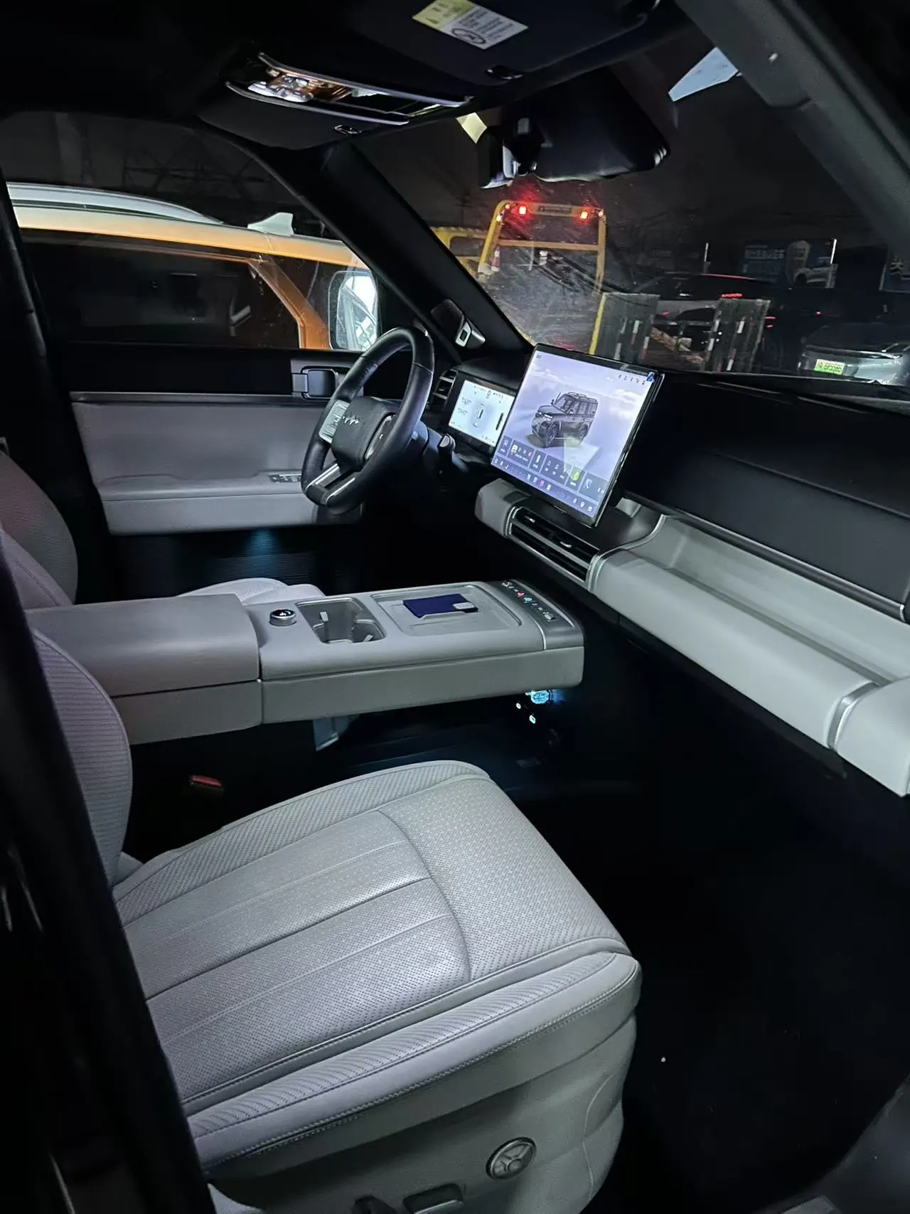 FangChengBao 2025 titanium 7 1.5T stepless 190KM four-wheel drive Ultra version of automatic gear 5