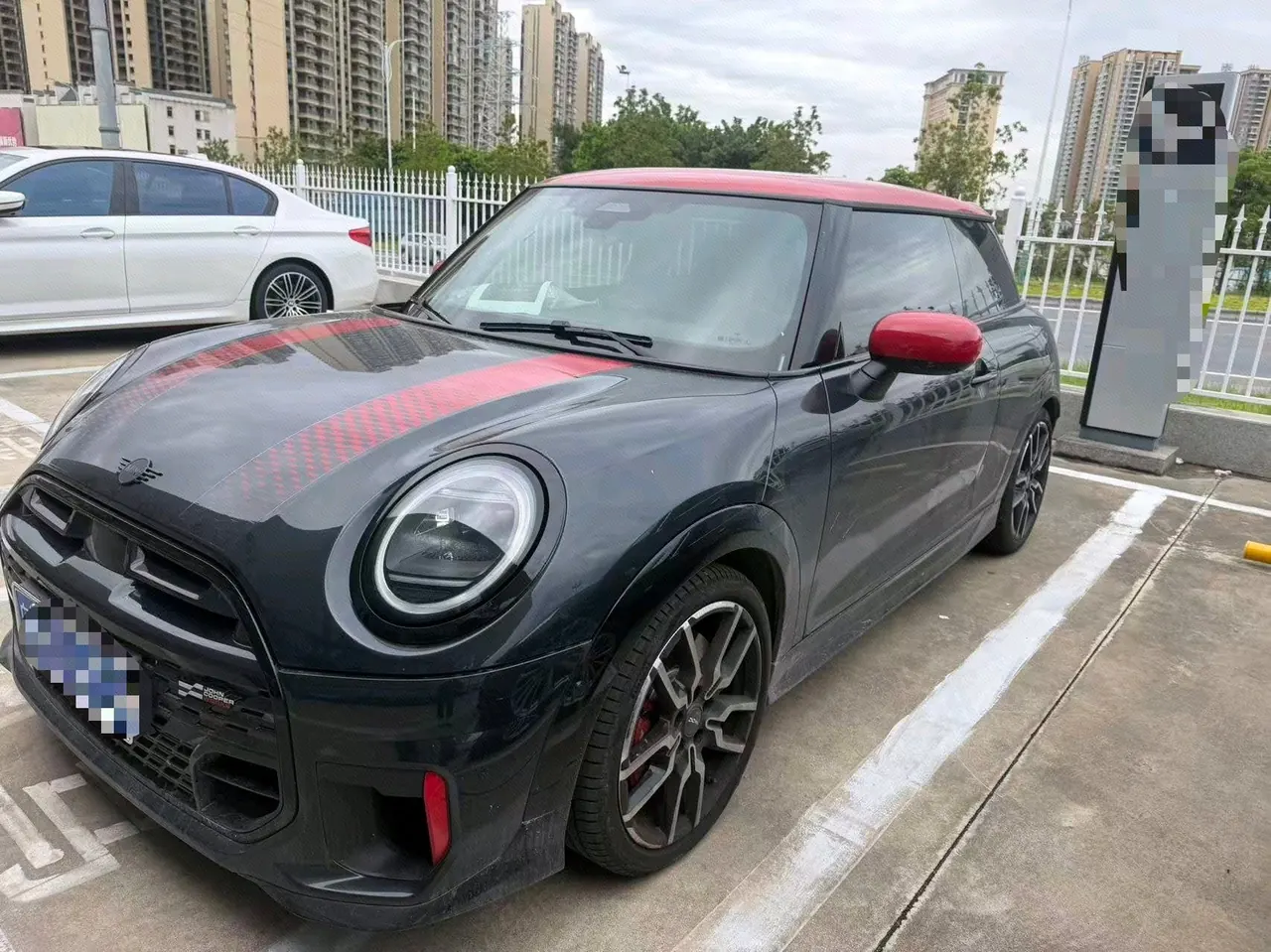 MINI JCW (Imported) 2025 Mini JCW 2.0T Automatic - View 1