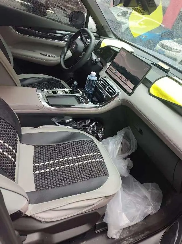Geely 2025 Boyue L 1.5TD Start Automatic Gear 5