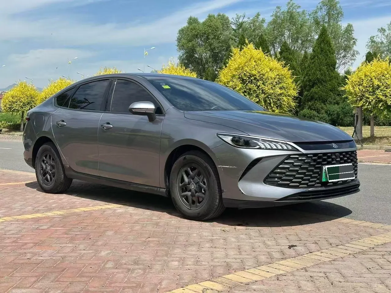 BYD 2025 Qin PLUS DM-i 1.5 stepless intelligent driving version 55KM leading automatic gear 2