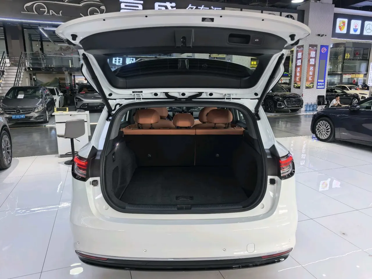 Shangjie 2025 H5 Range-Extended Max Automatic Transmission 17
