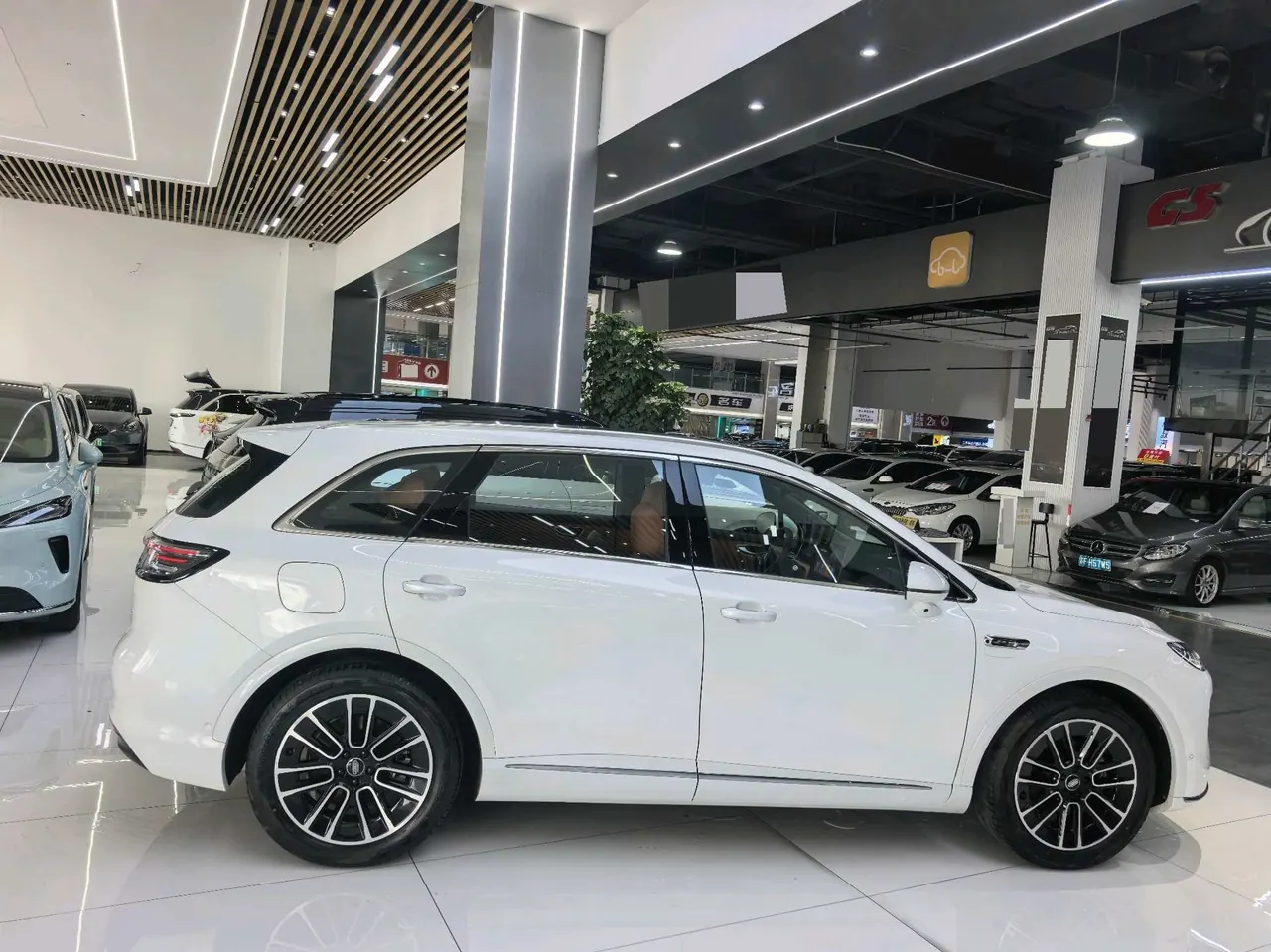 Shangjie 2025 H5 Range-Extended Max Automatic Transmission 19