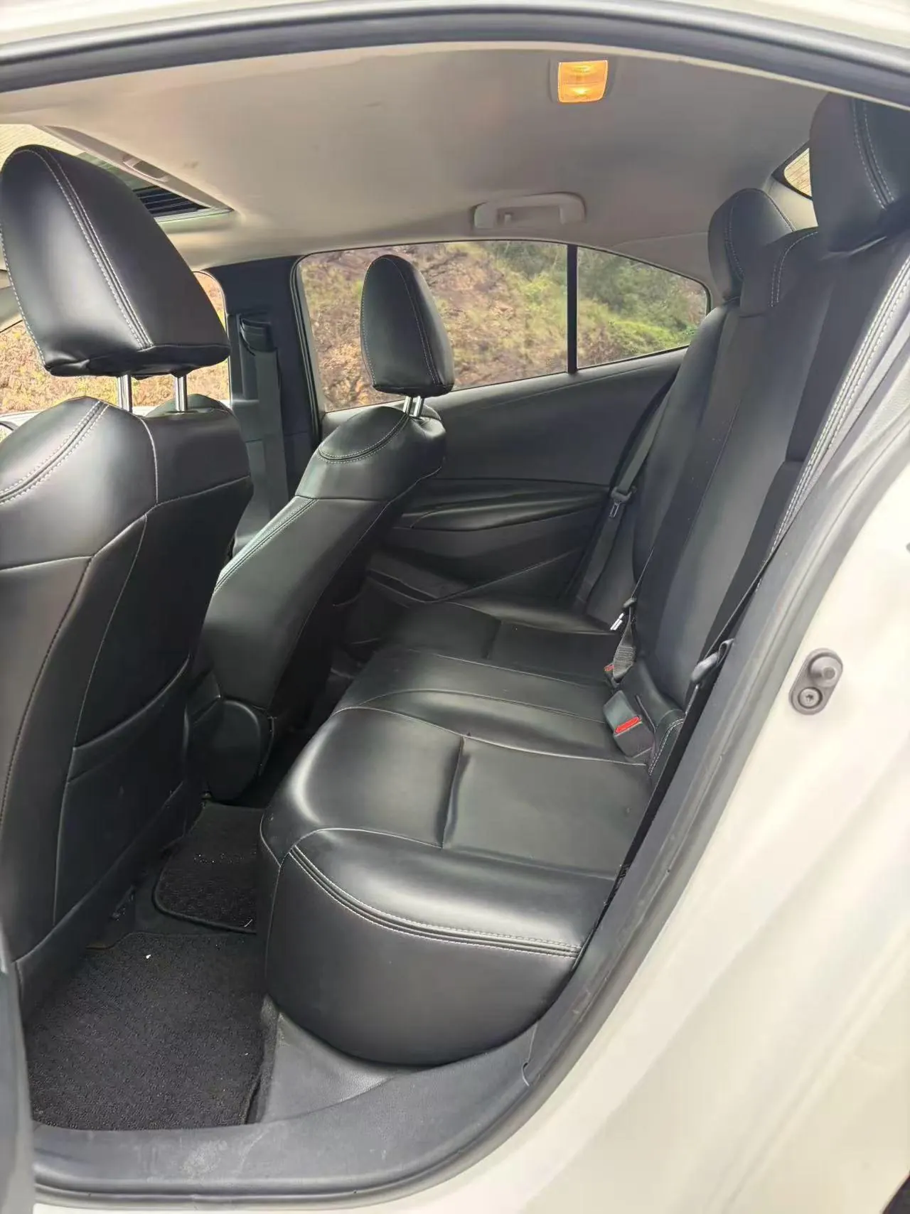 Toyota 2022 corolla 1.2T stepless pioneer PLUS version automatic gear 3