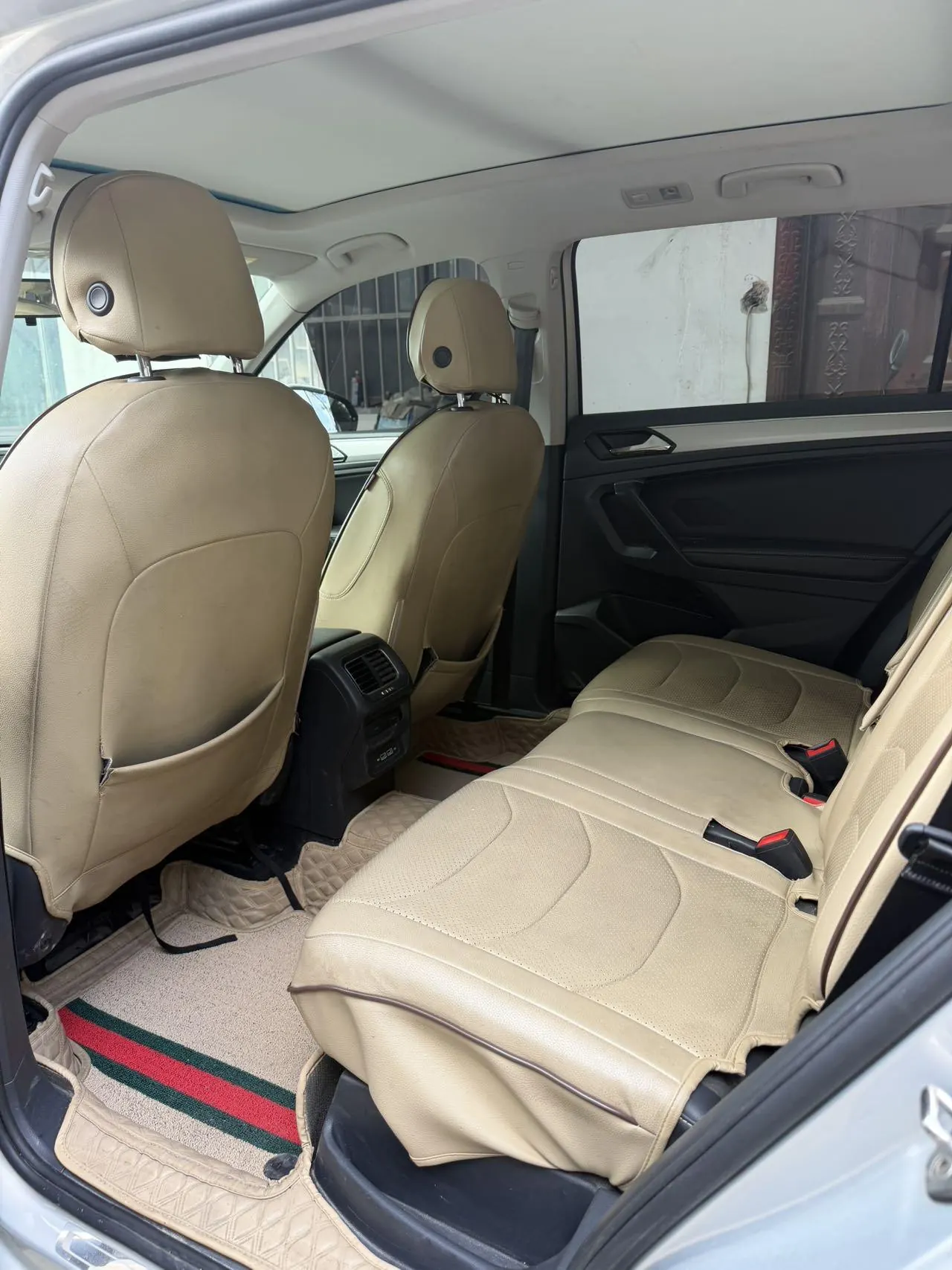 Volkswagen 2020 Tiguan L 2.0TSI 330TSI Two-Drive Panoramic Comfort Edition Automatic Gear 3