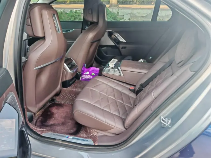 BMW 7 Series (Imported) 2023 735Li 48V 3.0T M Sports Suit Automatic Gear 5